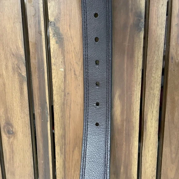 Set of 2 Levis Men’s Reversible Belts Black & Brown Leather Sz 38-40 EUC - Picture 6 of 16